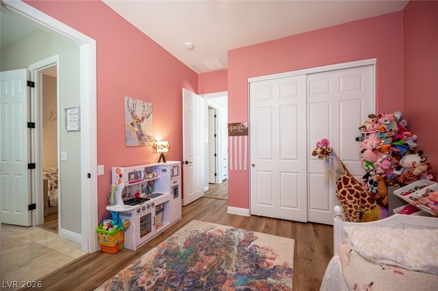 6888 April Wind Avenue, Las Vegas, NV 89131