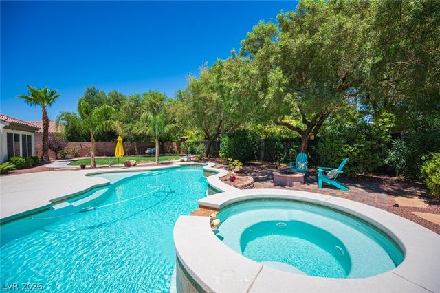 6888 April Wind Avenue, Las Vegas, NV 89131