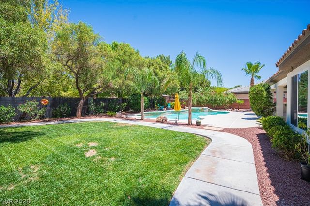 6888 April Wind Avenue, Las Vegas, NV 89131