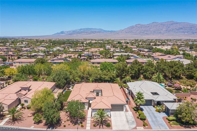 6888 April Wind Avenue, Las Vegas, NV 89131