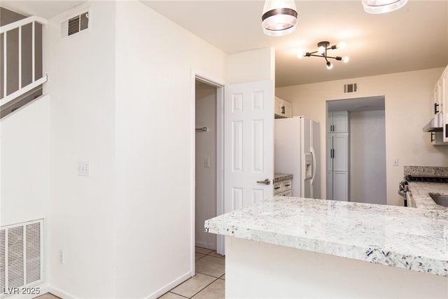 8440 INDIGO SKY Avenue, Las Vegas, NV 89129