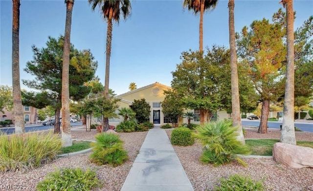 8440 INDIGO SKY Avenue, Las Vegas, NV 89129