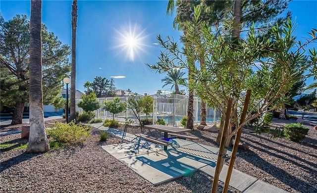 8440 INDIGO SKY Avenue, Las Vegas, NV 89129