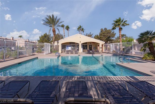 8440 INDIGO SKY Avenue, Las Vegas, NV 89129