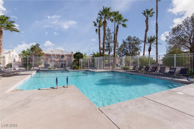 8440 INDIGO SKY Avenue, Las Vegas, NV 89129