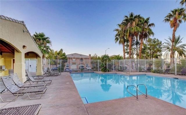 8440 INDIGO SKY Avenue, Las Vegas, NV 89129