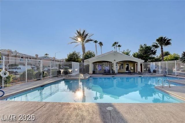 8440 INDIGO SKY Avenue, Las Vegas, NV 89129