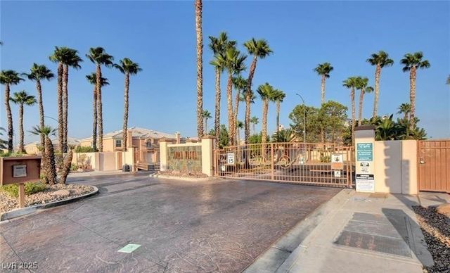 8440 INDIGO SKY Avenue, Las Vegas, NV 89129