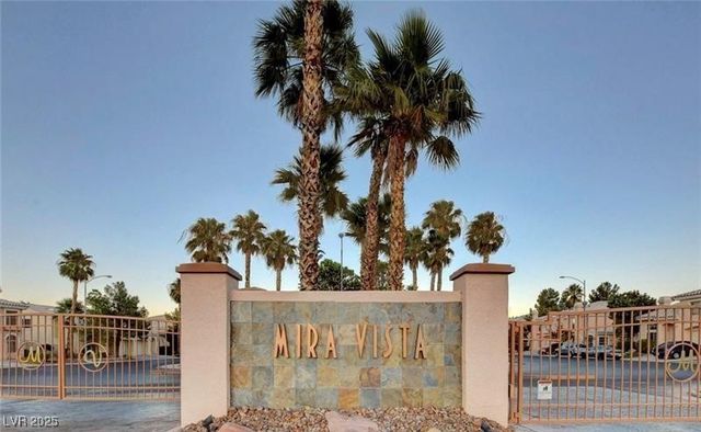 8440 INDIGO SKY Avenue, Las Vegas, NV 89129