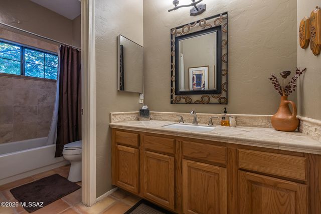 3730 E Calle Del Cacto, Tucson, AZ 85718