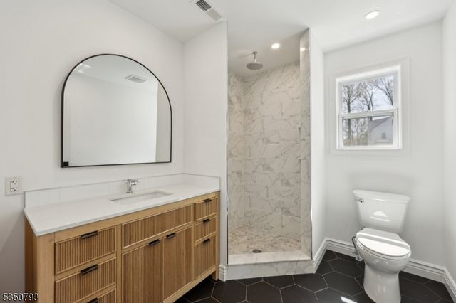 701 High St, Cranford Twp., NJ 07016