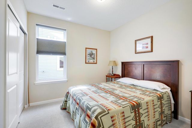 10224 Ironwood Lane, Rogers, MN 55374