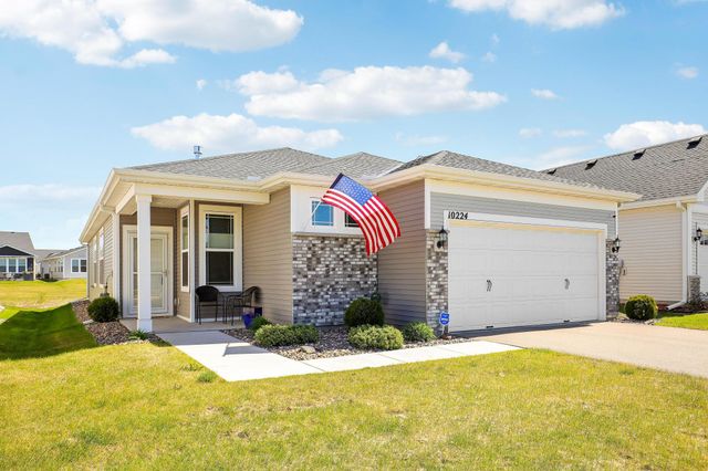 10224 Ironwood Lane, Rogers, MN 55374