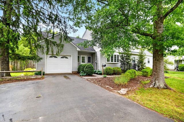 70 TAYLOR TER, Hopewell, NJ 08525