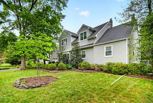 70 TAYLOR TER, Hopewell, NJ 08525