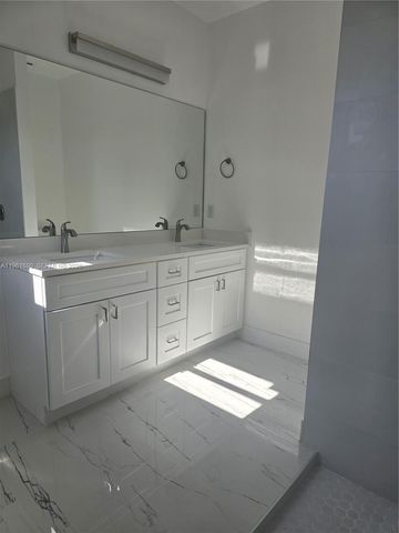 2609 53rd ST W, Lehigh Acres, FL 33971