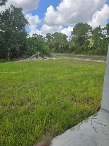 2609 53rd ST W, Lehigh Acres, FL 33971
