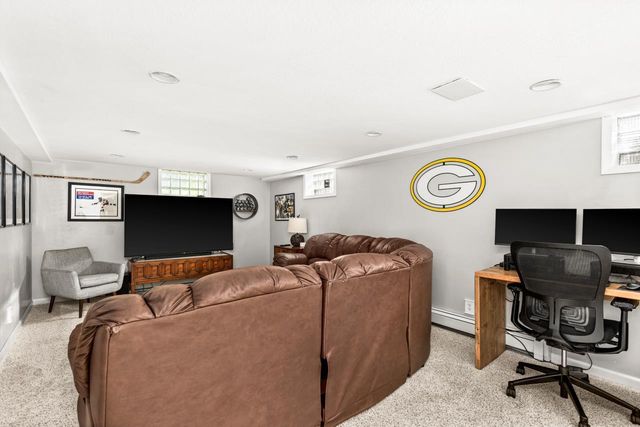 804 15th Ave E, Superior, WI 54880