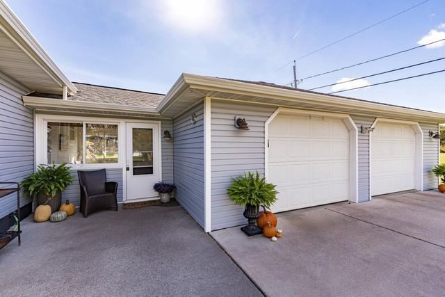 804 15th Ave E, Superior, WI 54880