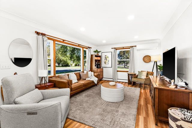 804 15th Ave E, Superior, WI 54880