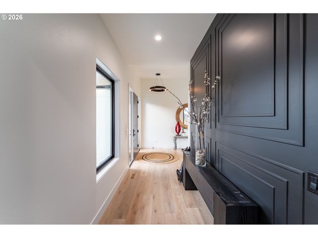 5017 Sw SANA Way, Wilsonville, OR 97070