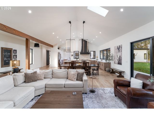 5017 Sw SANA Way, Wilsonville, OR 97070