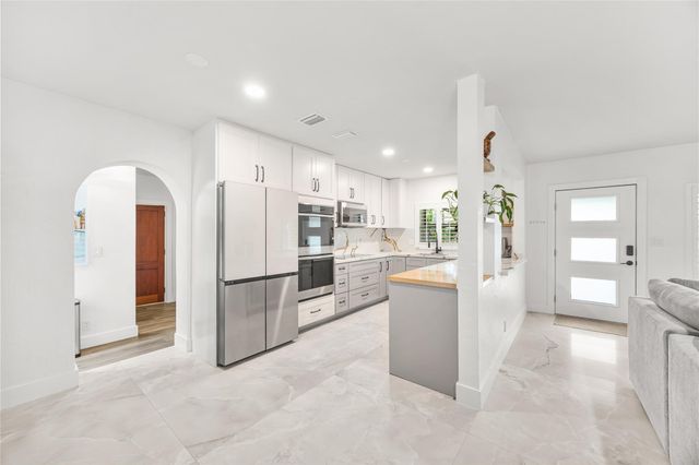 2520 Yacht Club Boulevard, Fort Lauderdale, FL 33304