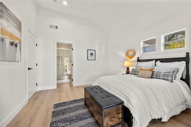 20 Flores, Lake Forest, CA 92610