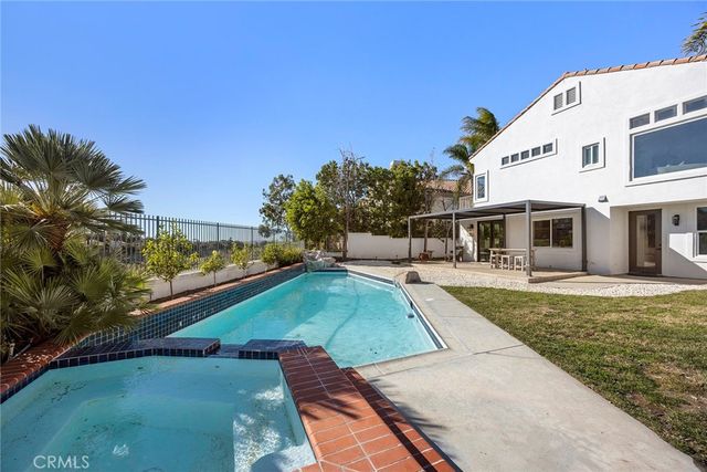 20 Flores, Lake Forest, CA 92610