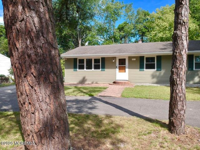 321 Cherokee Drive, Browns Mills, NJ 08015