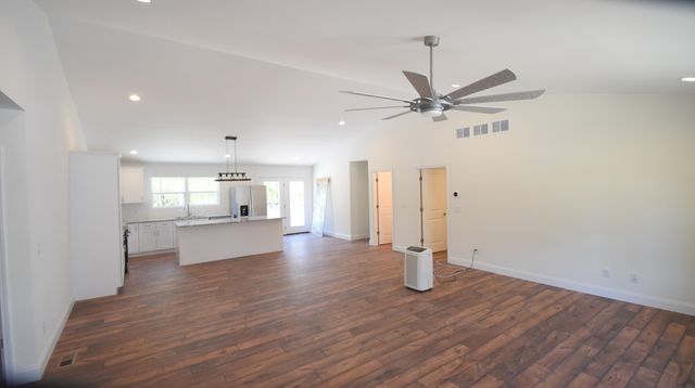 3640 Quail Run Drive N, Wheatfield, IN 46392
