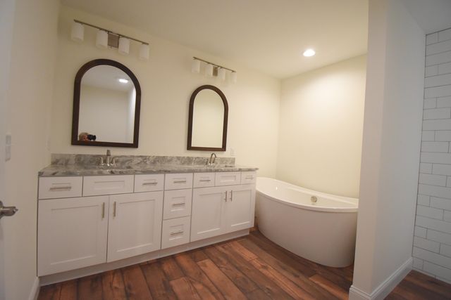 3640 Quail Run Drive N, Wheatfield, IN 46392