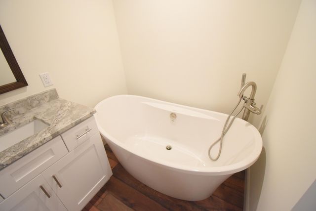 3640 Quail Run Drive N, Wheatfield, IN 46392