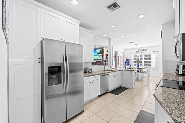 14366 73rd Street N, Loxahatchee, FL 33470