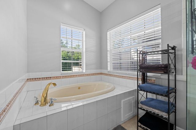 14366 73rd Street N, Loxahatchee, FL 33470