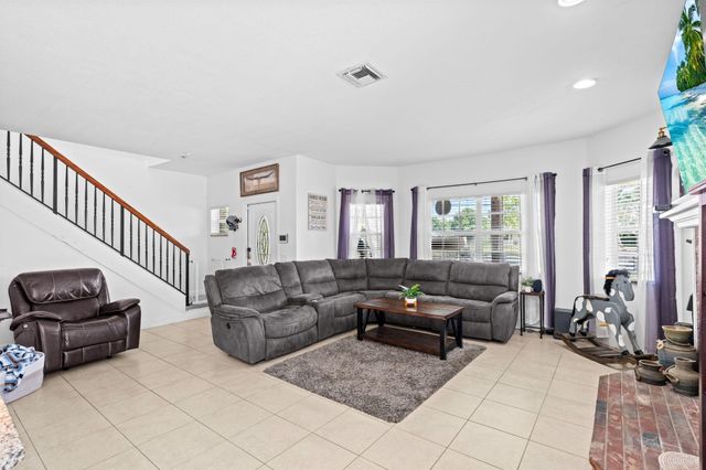 14366 73rd Street N, Loxahatchee, FL 33470