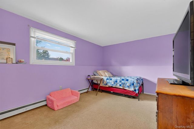 41 Creamery Drive, New Windsor, NY 12553