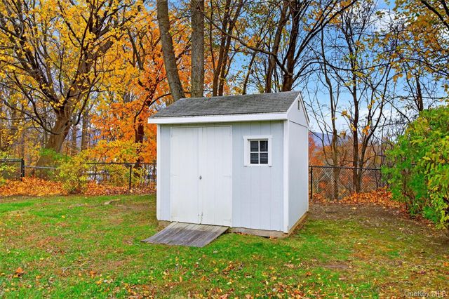 41 Creamery Drive, New Windsor, NY 12553