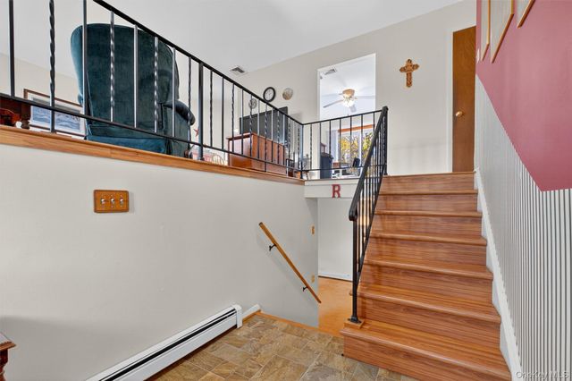 41 Creamery Drive, New Windsor, NY 12553