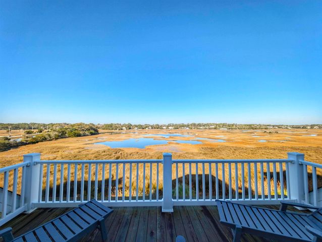 118 Sea Oats Circle, Pawleys Island, SC 29585