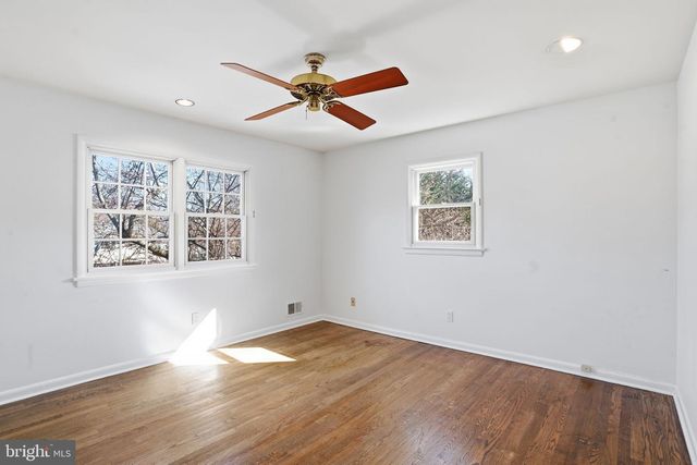 1703 NIMITZ DR, Annapolis, MD 21401