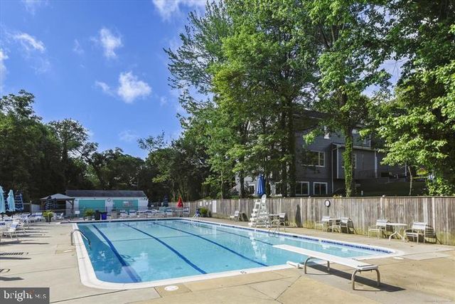 1703 NIMITZ DR, Annapolis, MD 21401