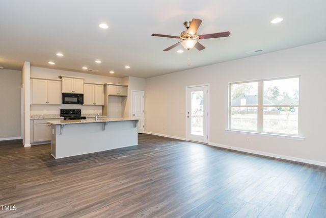 122 Vega Loop 61, Sanford, NC 27330