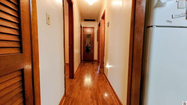 410 Pecan Dr, Clinton, KY 42021