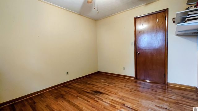 410 Pecan Dr, Clinton, KY 42021