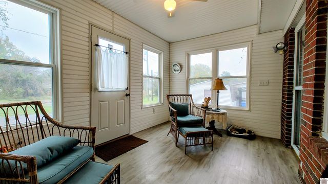 410 Pecan Dr, Clinton, KY 42021