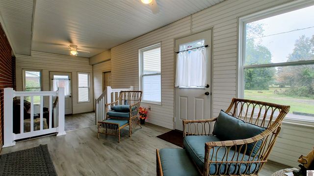 410 Pecan Dr, Clinton, KY 42021