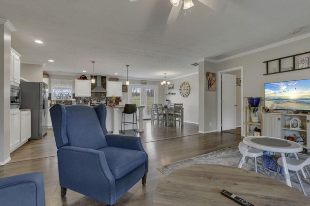 10665 State Route 93 N, Logan, OH 43138