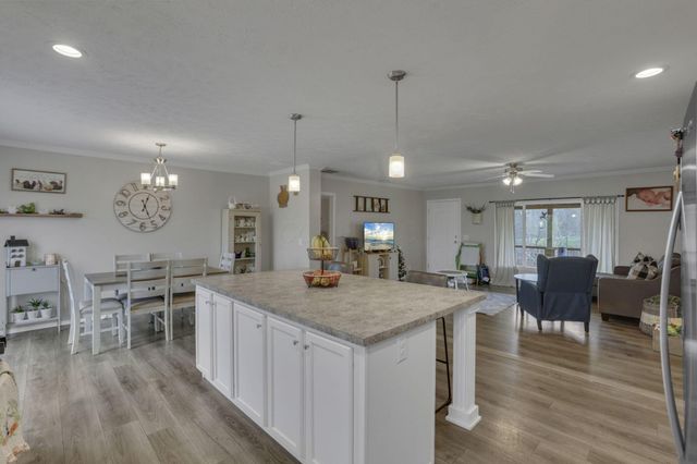 10665 State Route 93 N, Logan, OH 43138