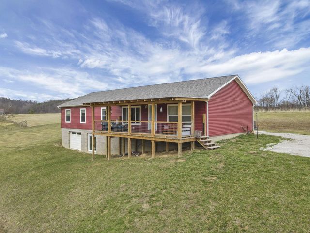 10665 State Route 93 N, Logan, OH 43138